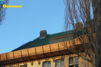 Siatki Choszczno - Najmocniejsze zabezpieczenie budowlane na stare spadające dachówki dla terenów Choszczna